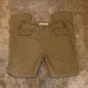 Fantastic Patagonia khaki pants.